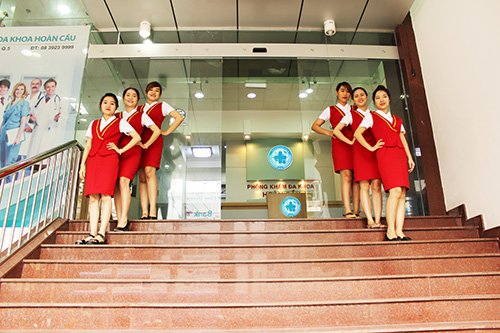 Bác sĩ phòng khám hoàn cầu